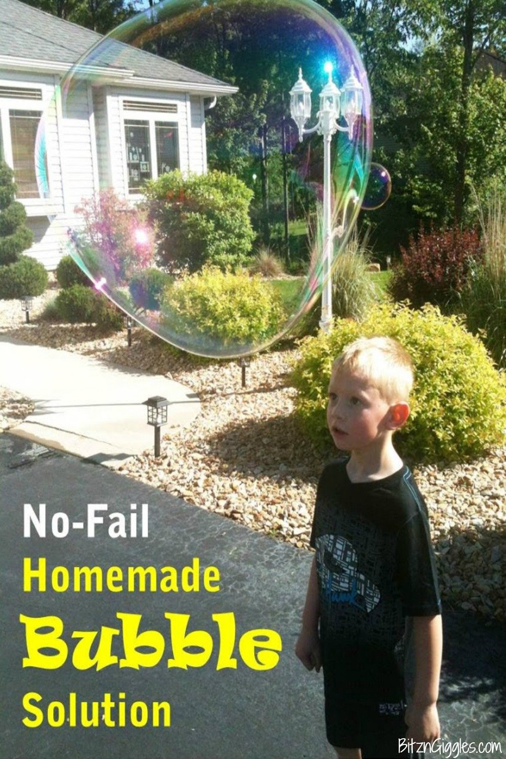 No Fail Homemade Bubble Solution - The easiest homemade solution to make the biggest bubbles ever!