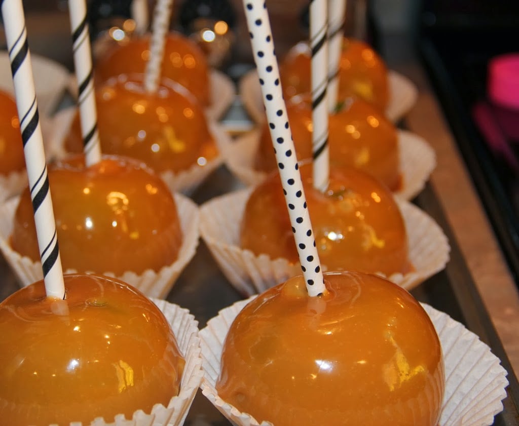 Caramel apples with sticks