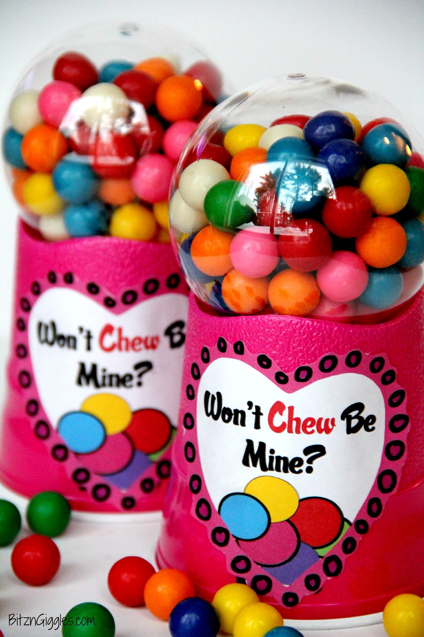 Valentine Bubblegum Machines -  These  DIY bubblegum machines are sure to make your Valentine smile!! They're so easy to make!