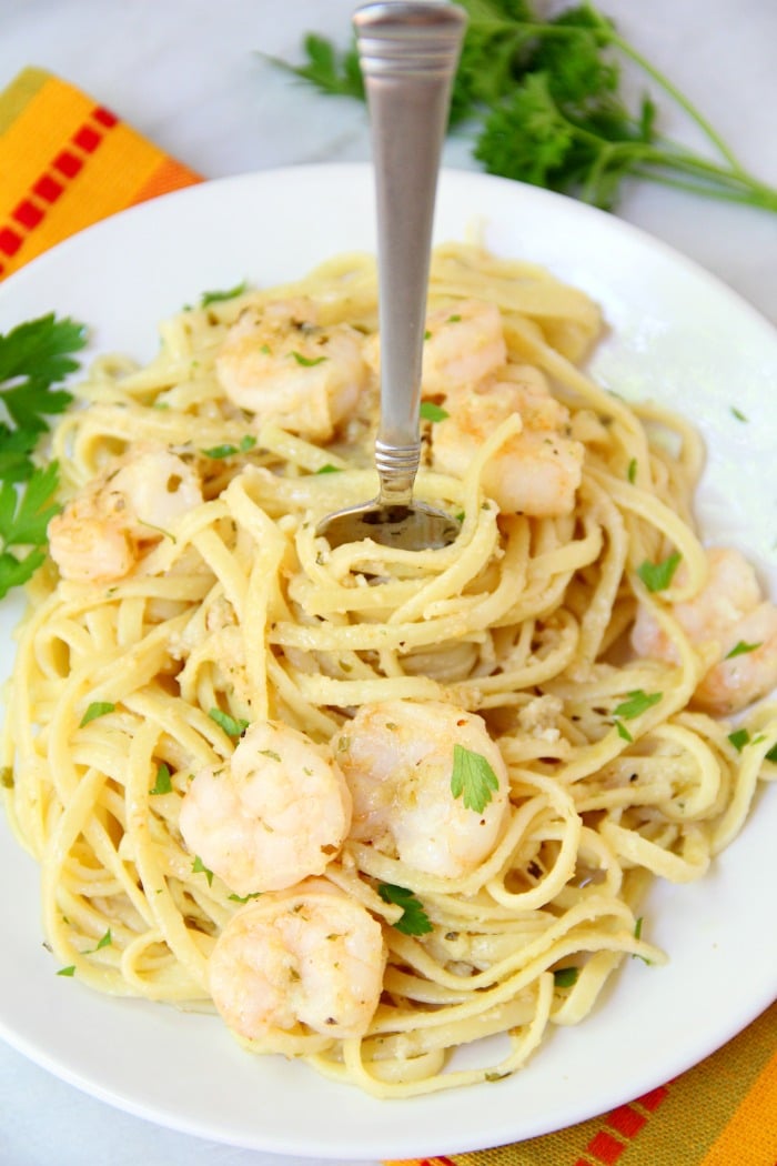 Shrimp Scampi - Flavorful shrimp covered with breadcrumbs, broiled and tossed with buttery linguine!