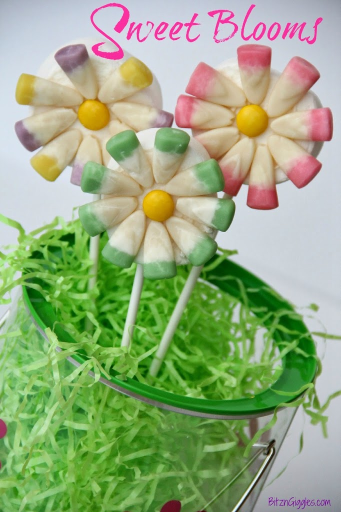 Sweet Blooms - A simple and fun treat for spring or Easter that turns marshmallows into beautiful flowers!