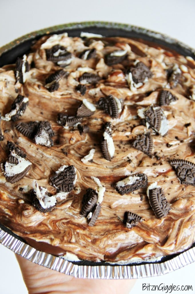 Oreo Sundae Pie - Bitz & Giggles