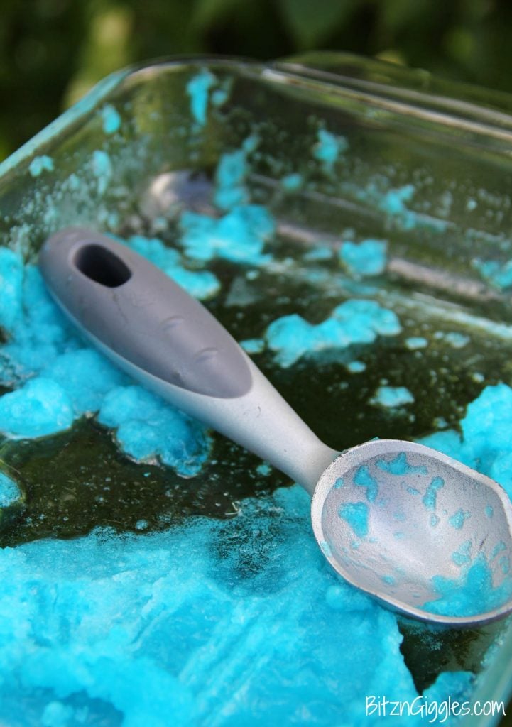 Blue Raspberry Lemonade Jello Slush, super fun and refreshing slush recipe, perfect for summer parties and BBQs!