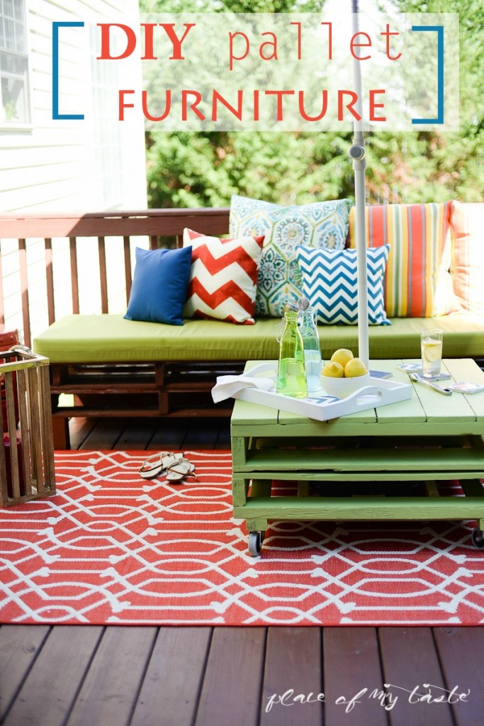 DIY-pallet-furniture-patio-makeover-www.placeofmytaste.com_