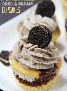 Peanut Butter Oreo & Cream Cupcakes - Bitz & Giggles