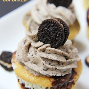 Peanut Butter Oreo & Cream Cupcakes - Bitz & Giggles