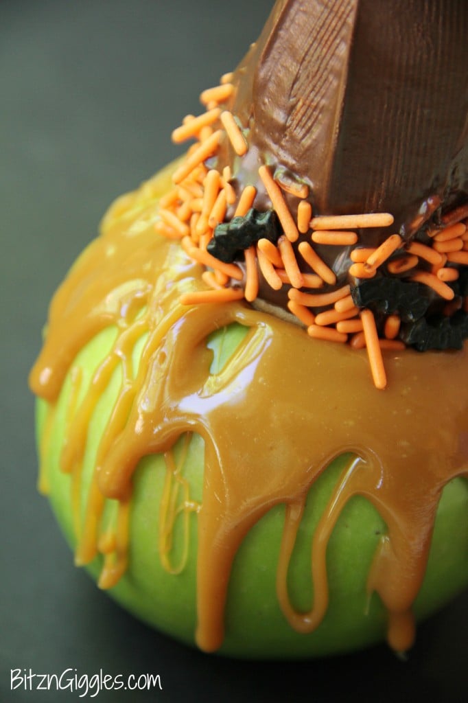 Witchy Caramel Apples - Bitz & Giggles