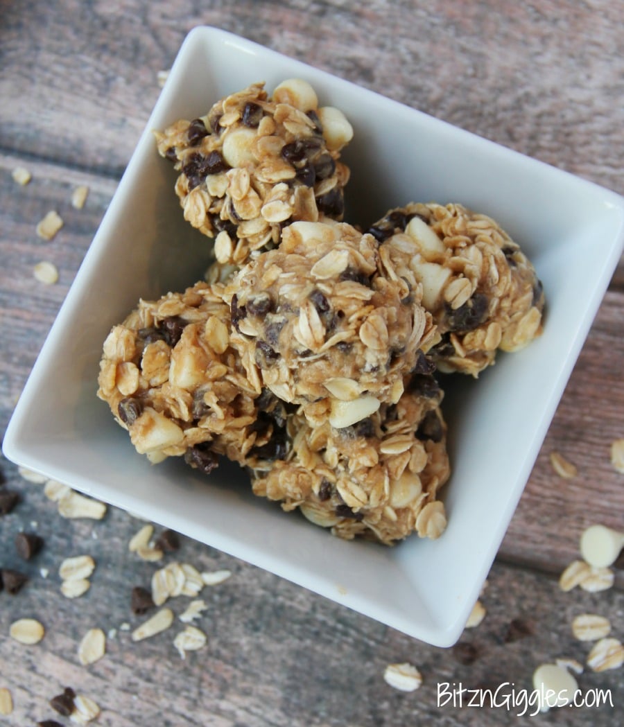 Peanut Butter & Chocolate Oat Bites