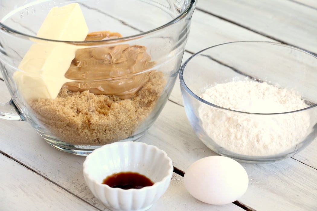 World's Greatest Peanut Butter Cookies - Melt-in-your-mouth, soft and delicious peanut butter cookies. These are a readers' favorite recipe!