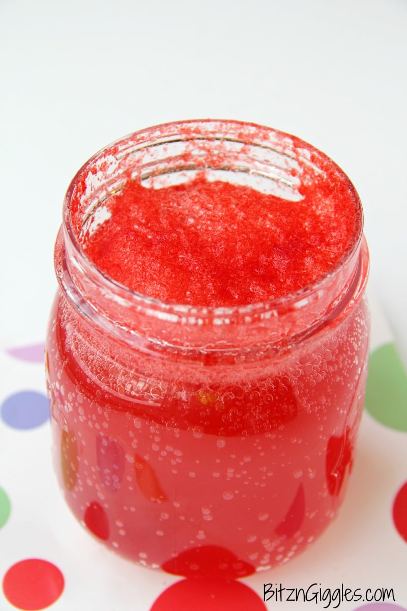 Love Potion Punch - A magic punch that fizzes when you add the secret ingredient! Great for parties and Valentine's Day!