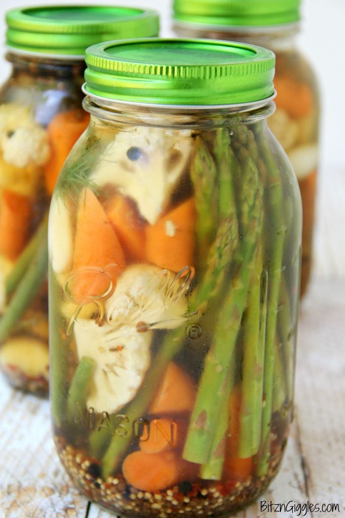 Overnight Pickled Vegetables - Perfectly pickled vegetables, great for eating alone or garnishing your Bloody Mary!