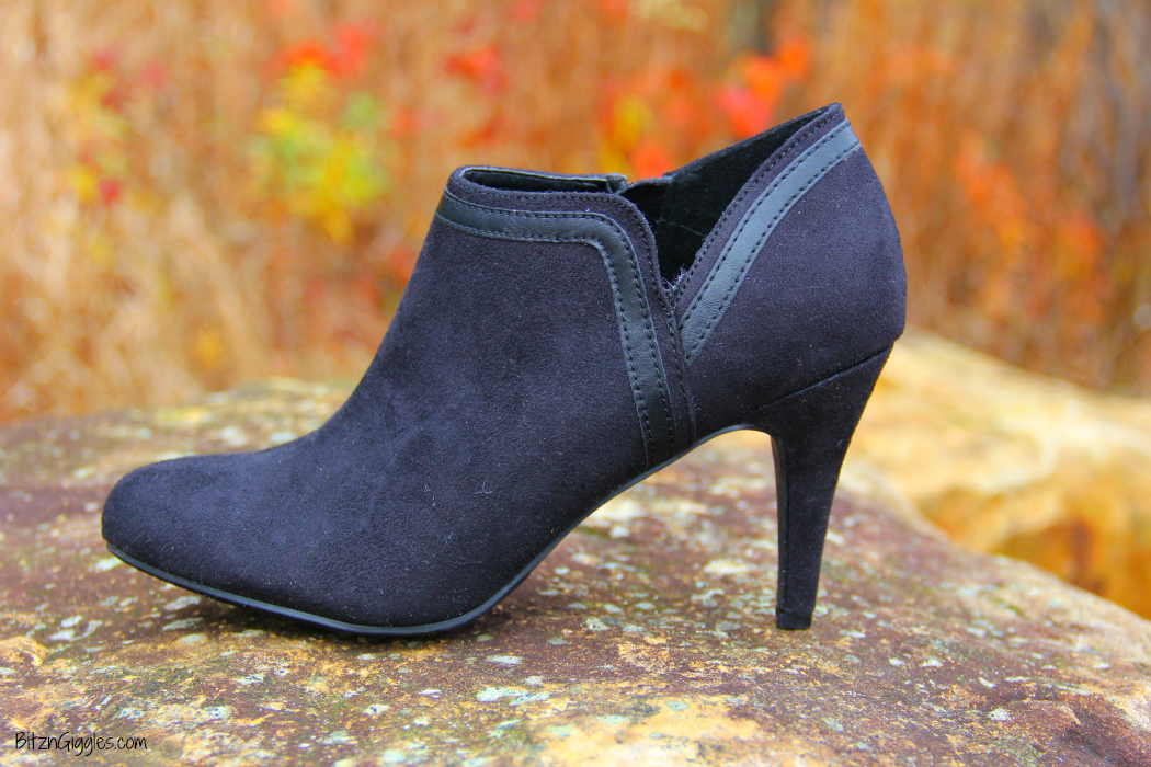Must-Have Boots For Fall - After a trip to Vegas and seeing all of the on-trend styles, I knew I needed to go shoe shopping! Check out what I found!