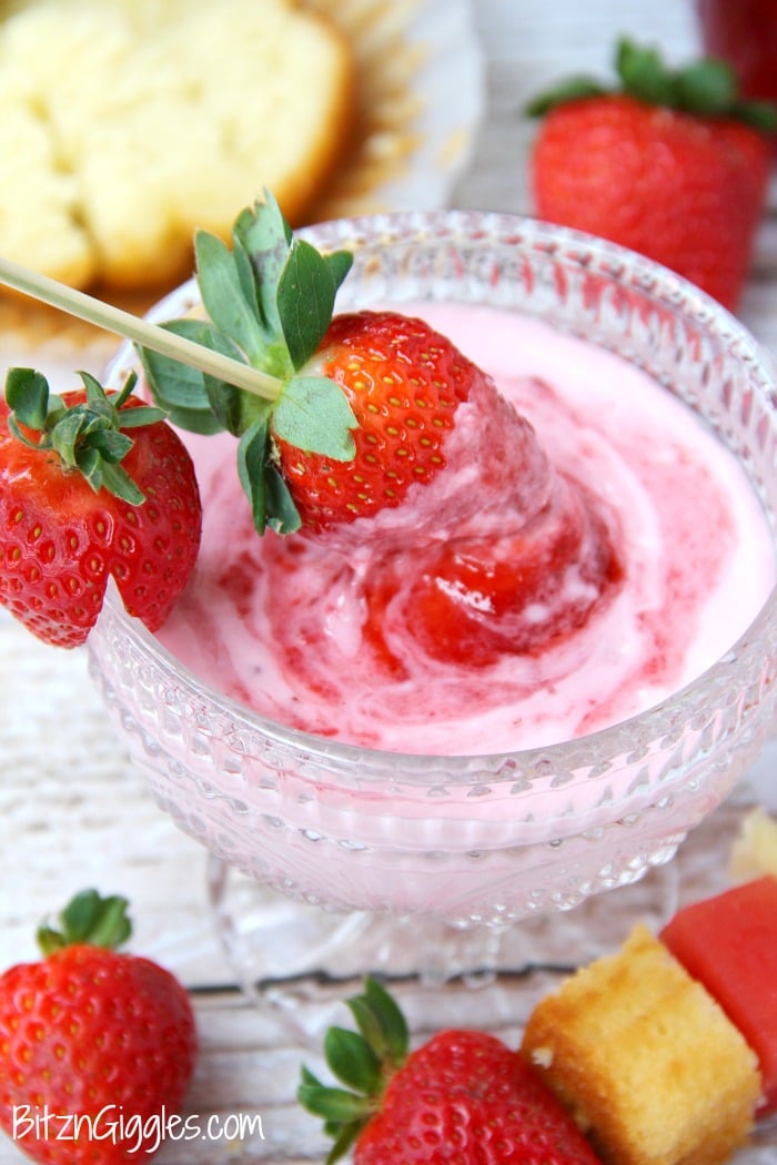 Strawberry Shortcake Dip - This dip comes together in minutes! Swirl in your favorite strawberry jam, cut up some fruit and cake and start dipping!