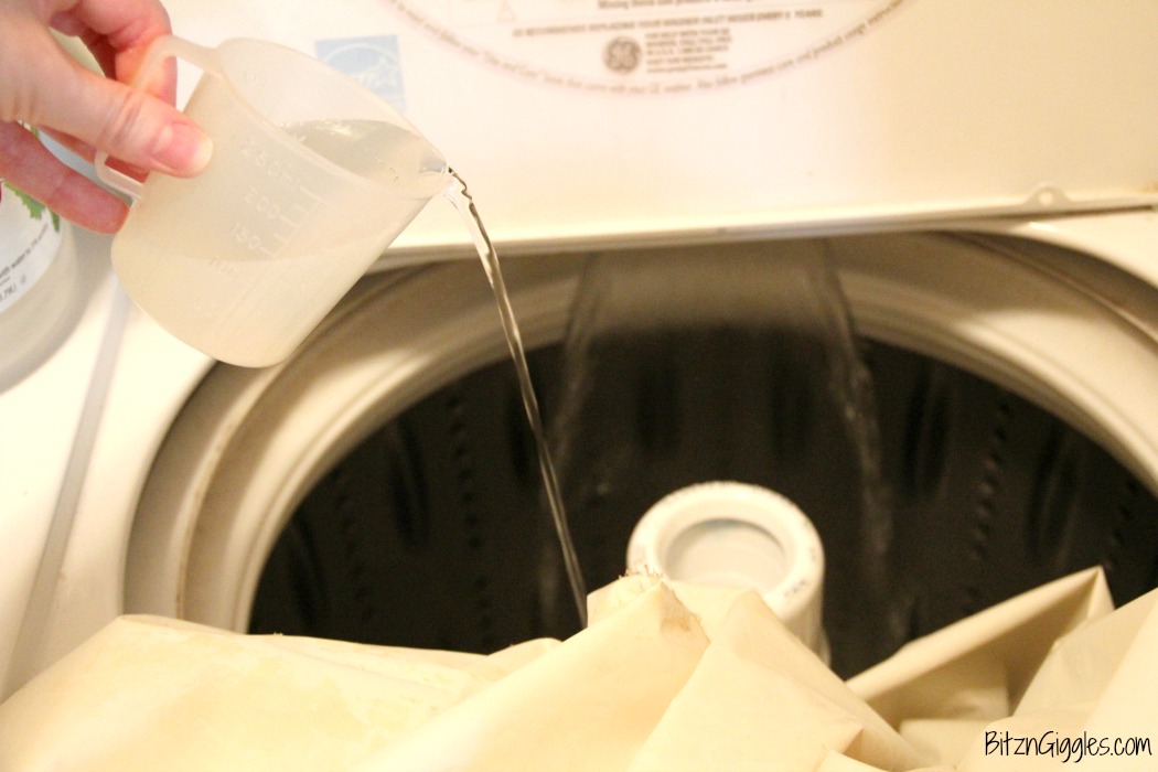 How To Clean A Vinyl Shower Curtain, Can You Wash A Shower Curtain In The Washing Machine