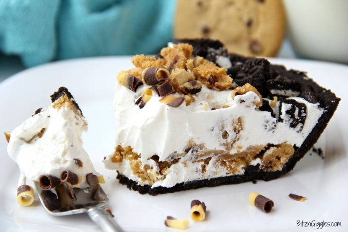 Milk and Cookies Pie - Bitz & Giggles