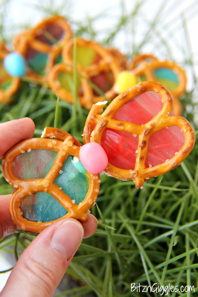 Pretzel Butterflies - Bitz & Giggles