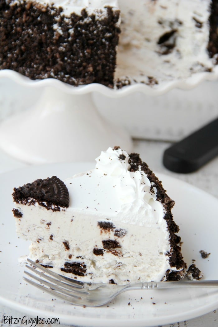 Oreo Ice Cream Cake - A delicious dessert that tastes homemade. Slip onto a cake stand and you're ready to party!