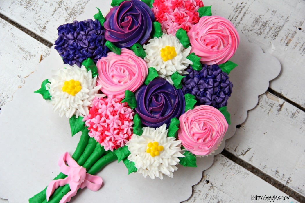 Mother's Day Cupcake Cake + Free Printable - Bitz & Giggles