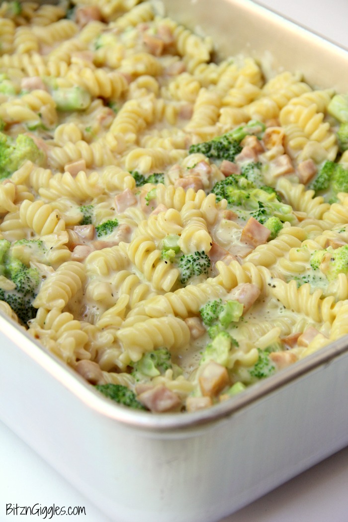Ham & Broccoli Bake - A cheesy, flavorful pasta bake made with ham, broccoli and rotini enveloped in a rich, delicious Alfredo sauce. An easy, quick dish for busy weeknights that the entire family will love!