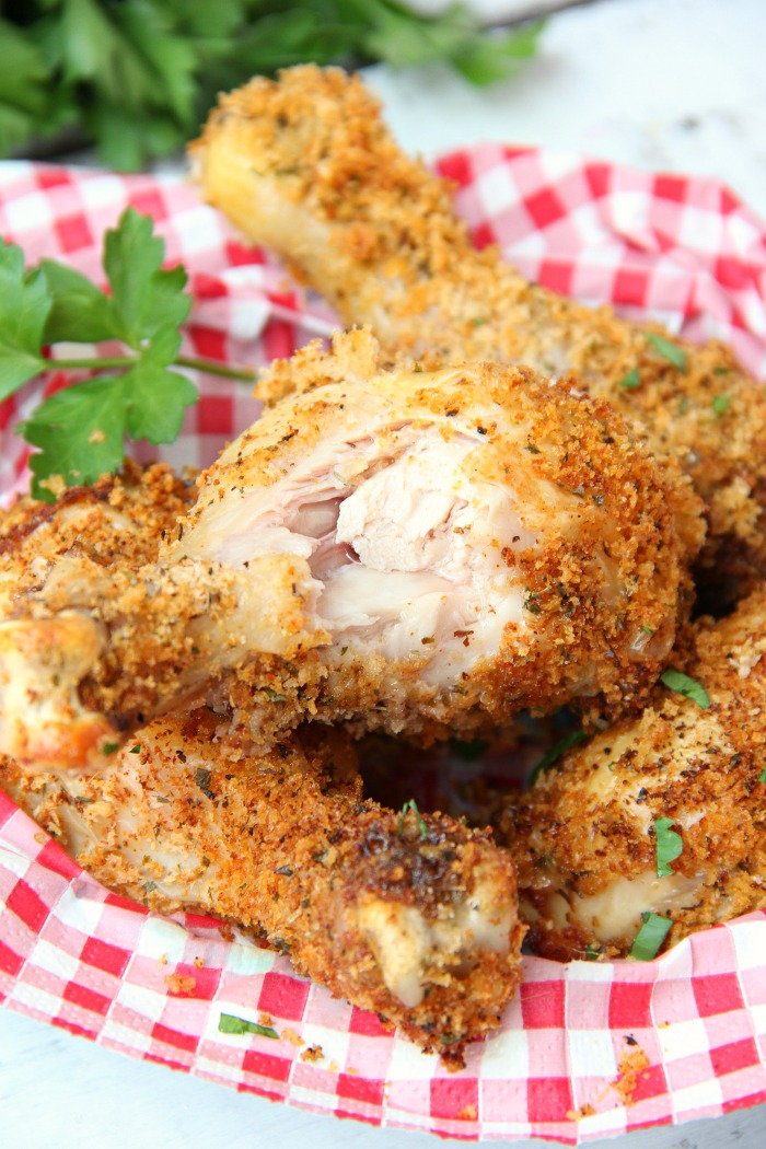 Double Crunch Chicken Drumsticks - These chicken drumsticks are super crunchy on the outside and packed with flavor! Make them in the air fryer or the oven!