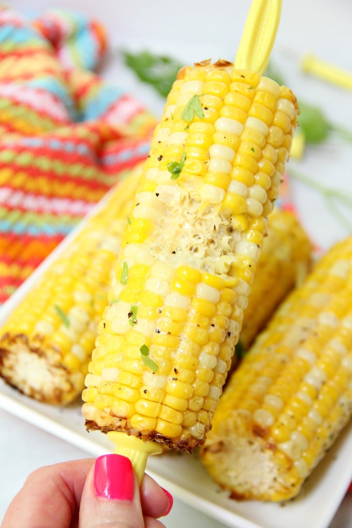 Air Fryer Corn on the Cob - Sweet and crisp corn on the cob made in the air fryer in less than 10 minutes!