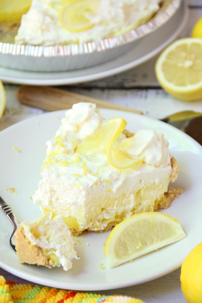 No Bake Lemon Pie - A fluffy and delicious 5-ingredient no-bake lemon pudding pie, perfect for celebrations and parties!