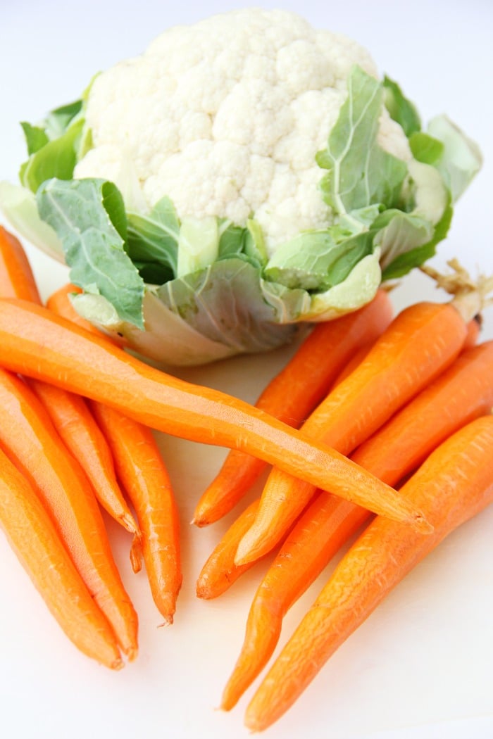 Thyme Carrots & Cauliflower - Carrots and cauliflower tossed with thyme and roasted to perfection!