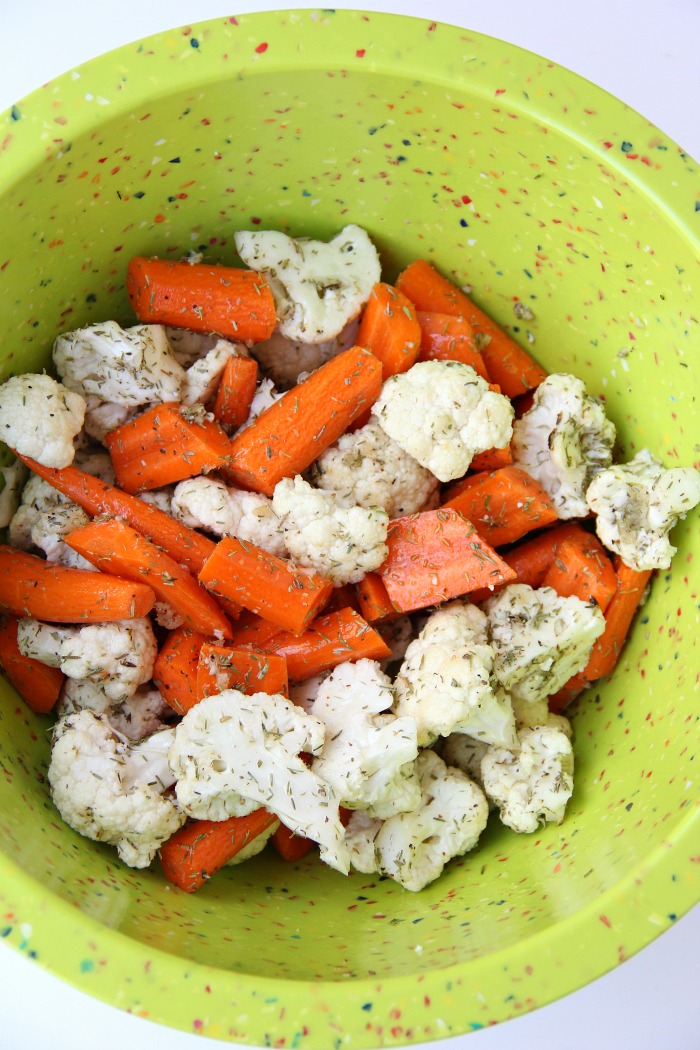 Thyme Carrots & Cauliflower - Carrots and cauliflower tossed with thyme and roasted to perfection!