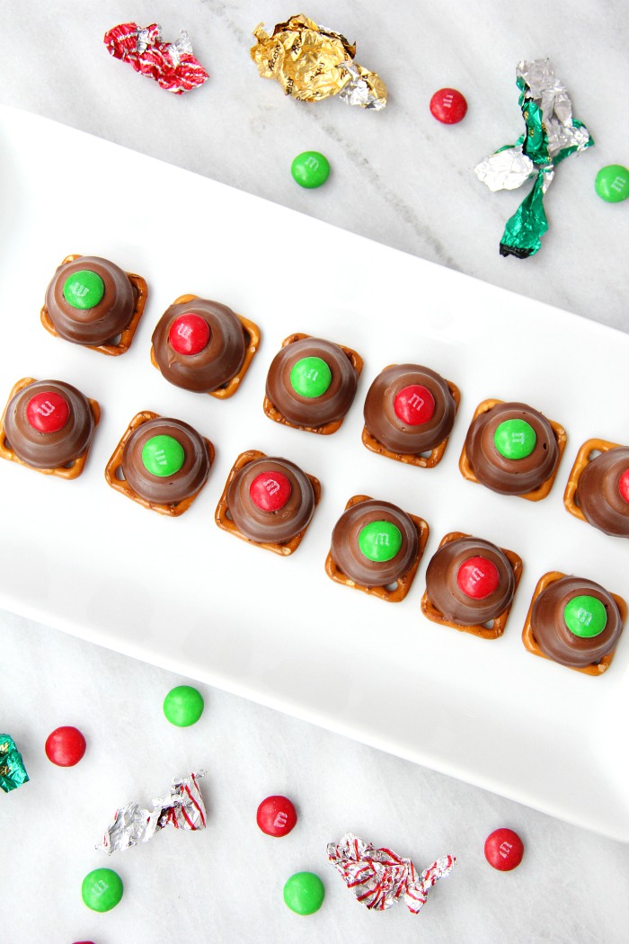Peanut Butter Pretzel Bites - The whole family will love this simple and quick, three-ingredient sweet and salty treat. Great for gift giving as well!