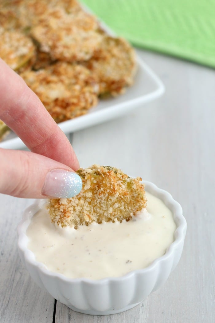 Air Fryer Fried Pickles - Crunchy dill pickle slices covered in crispy, seasoned Panko bread crumbs! So good and good for you, too!