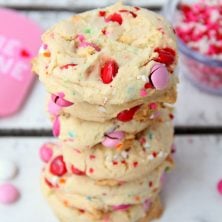 5-Ingredient Funfetti Cake Mix Cookies - Bitz & Giggles