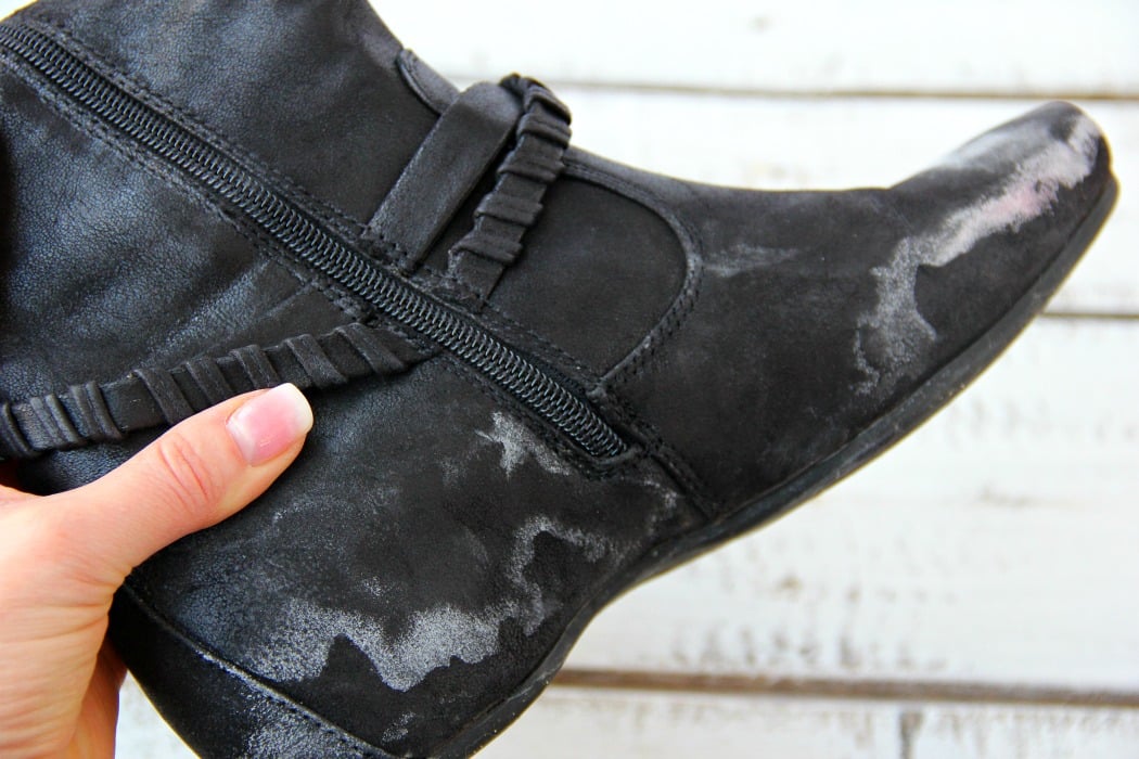 How to Remove Salt From Shoes - Bitz & Giggles