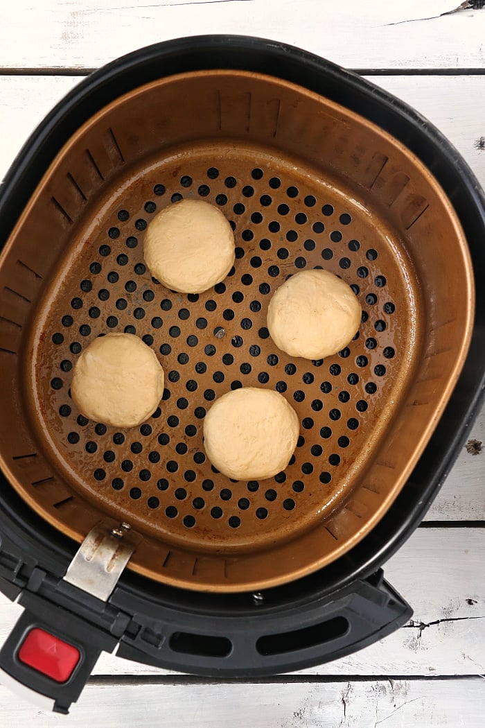 Air Fryer Oreos - A carnival food favorite made a little bit better for you, right in the air fryer with no oil or grease!