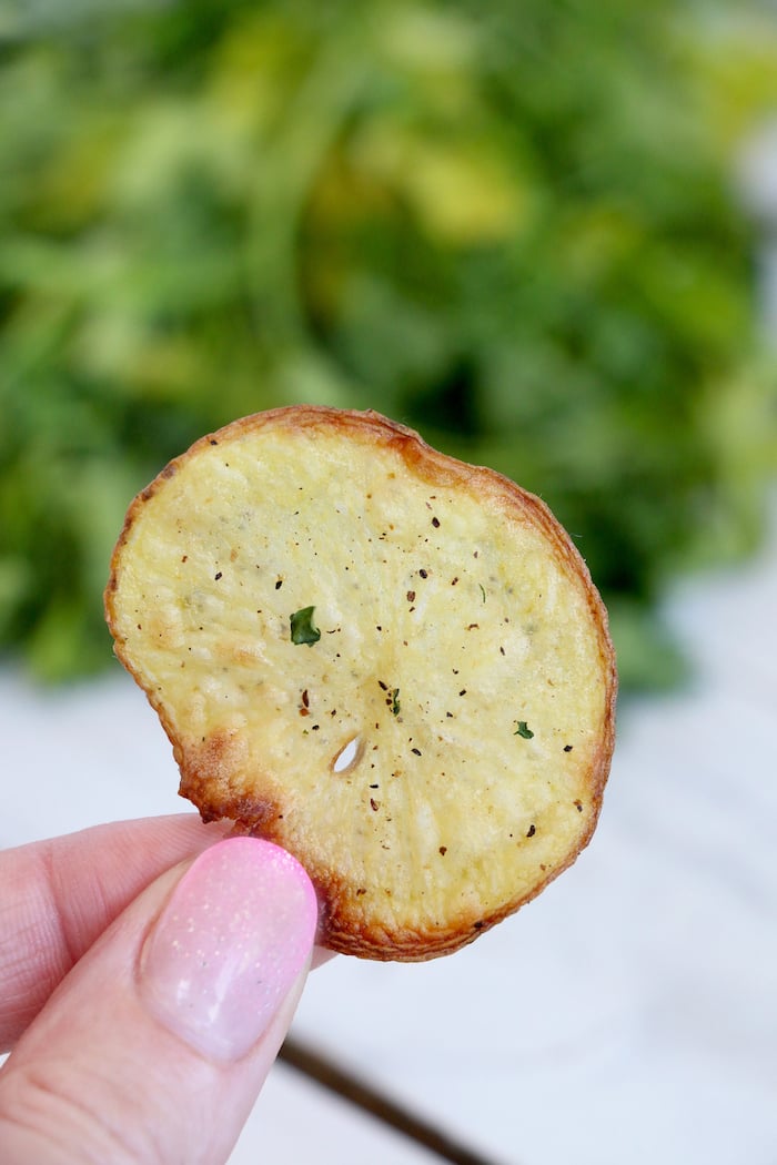 Air Fryer Potato Chips - Crispy, homemade potato chips made better for you in an air fryer!