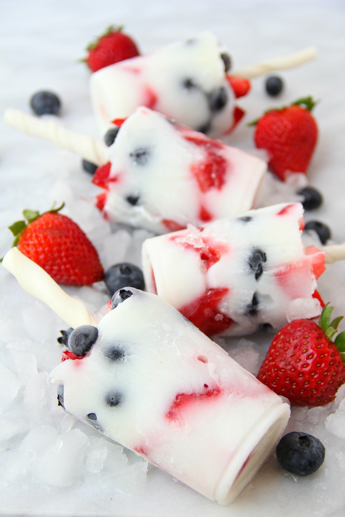 Berry Pup Pops - A three-ingredient, healthy, frozen treat for your dog, made with fresh berries and yogurt.