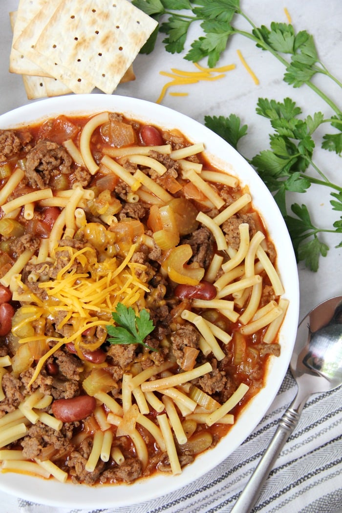 Big Batch Homemade Chili - A flavorful, yet mild chili, perfect for parties and gatherings. This chili is a family favorite and serves a crowd! 