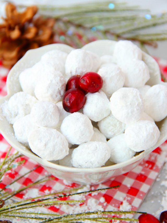 Cranberry Snowballs Story