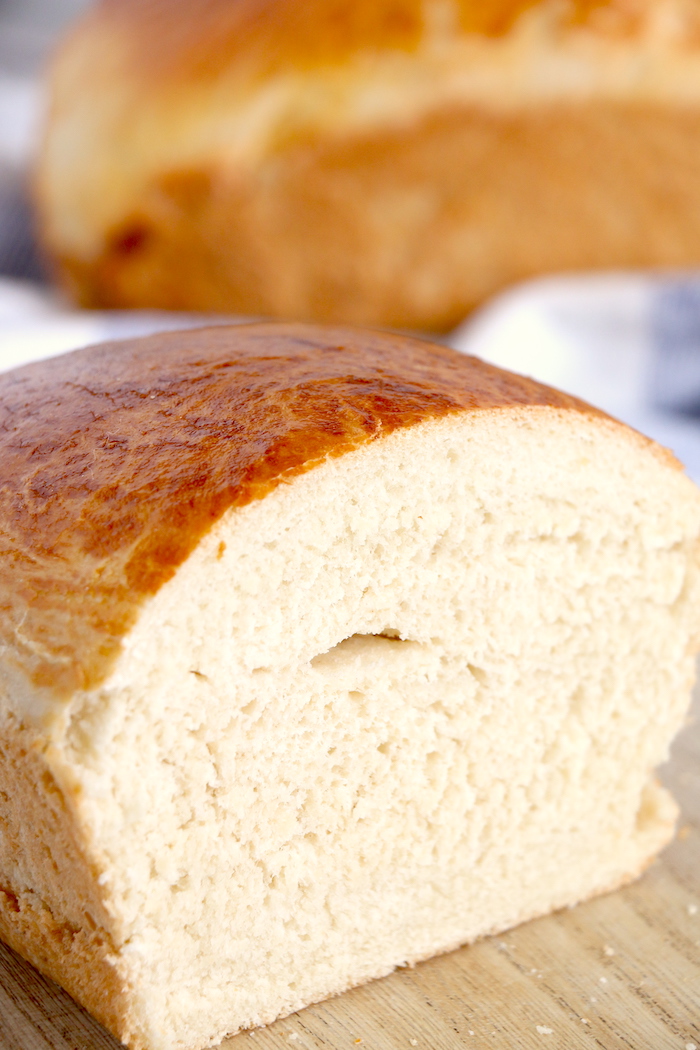 up close shot on sliced loaf of bread