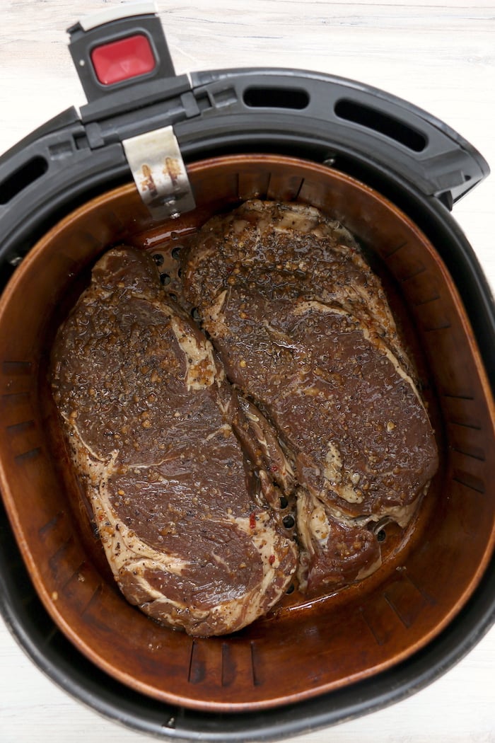 steaks in air fryer basket