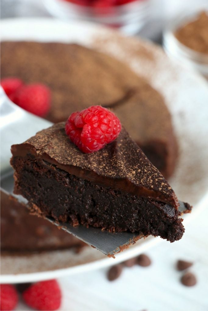 Flourless Chocolate Cake - Bitz & Giggles