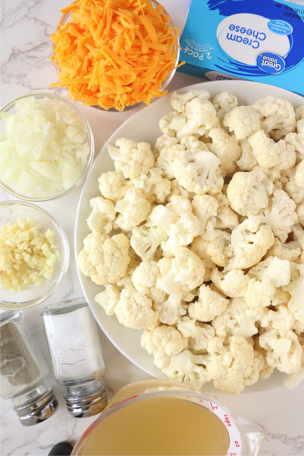 Ingredients for cauliflower soup