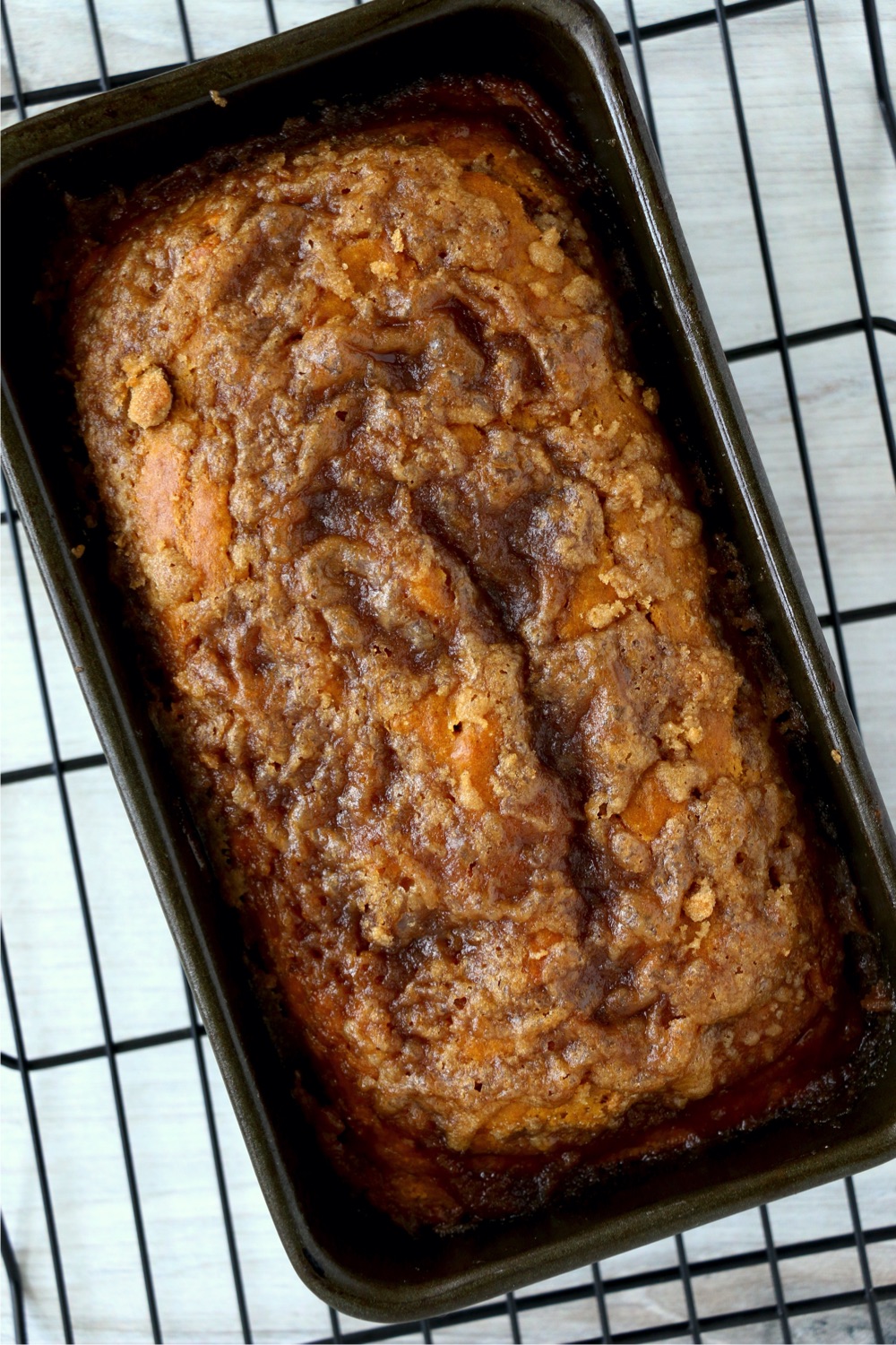 baked pumpkin bread with streusel topping