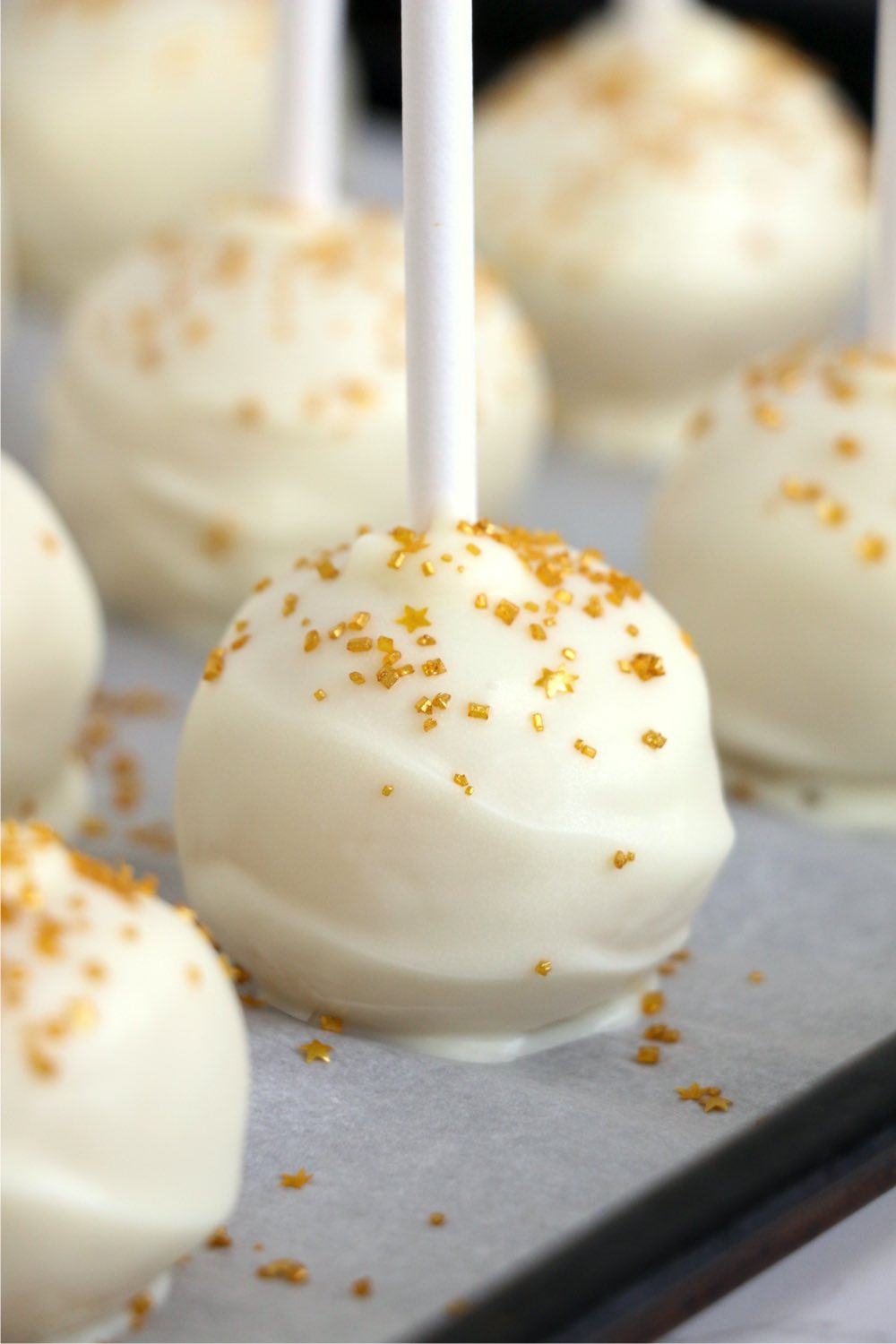 cake pops for new years