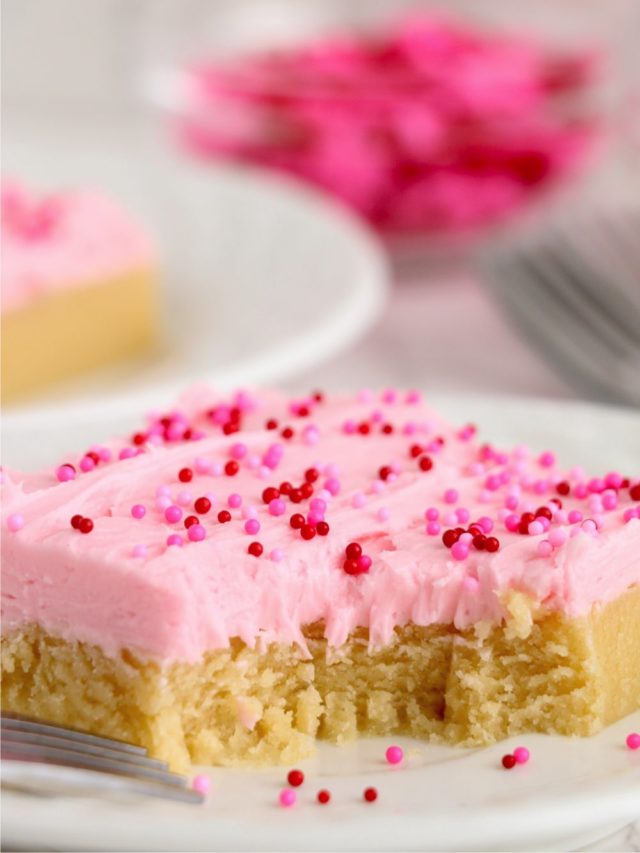 Valentine’s Sugar Cookie Cake Bars Story