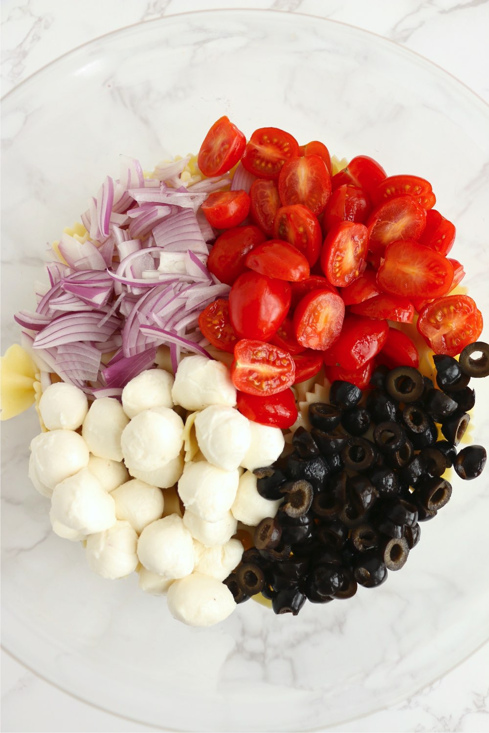 ingredients for caprese pasta salad
