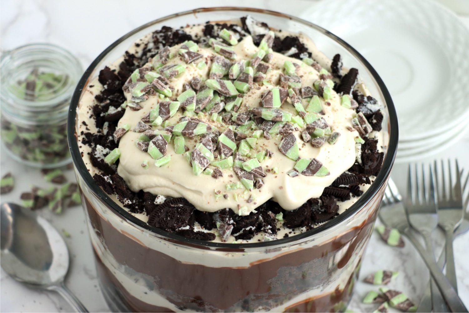 chocolate mint bailey's trifle dessert