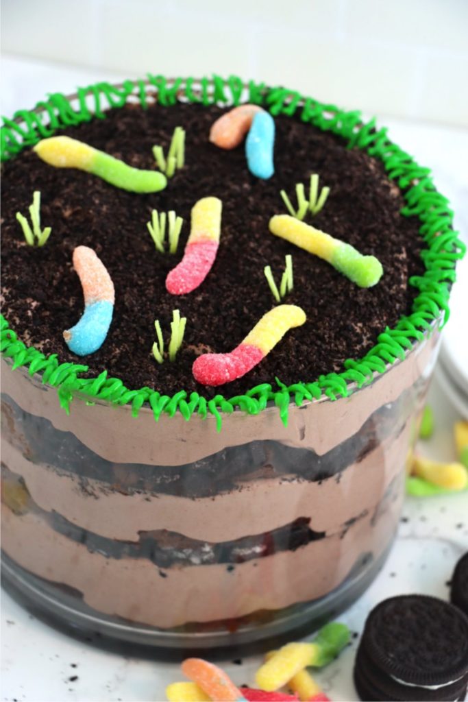 Dirt Cake Trifle - Bitz & Giggles