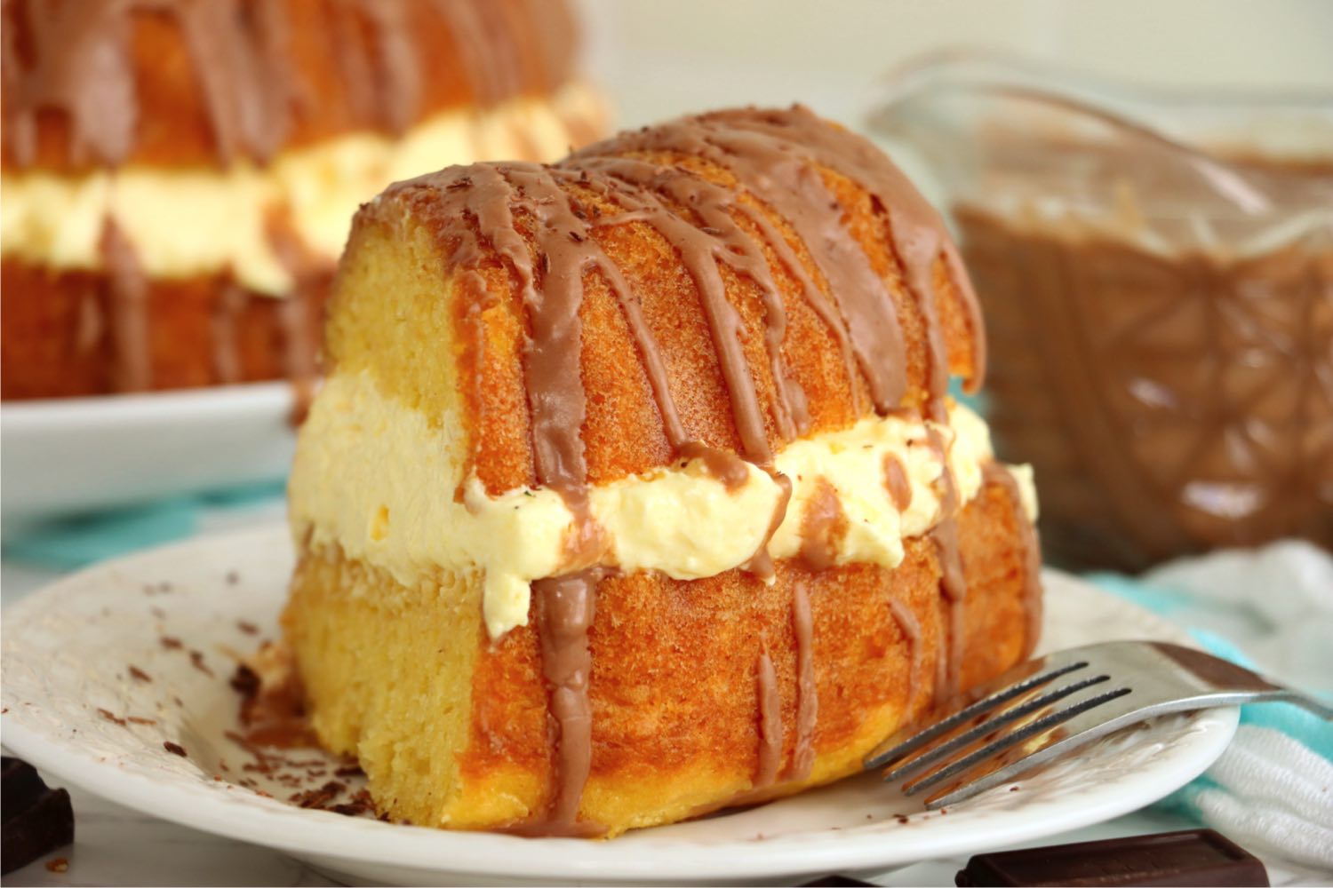 vanilla custard glaze filled cake